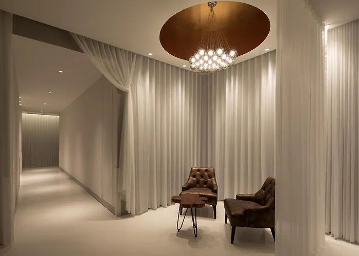 Ffffff Hotel エフホテル 福岡市